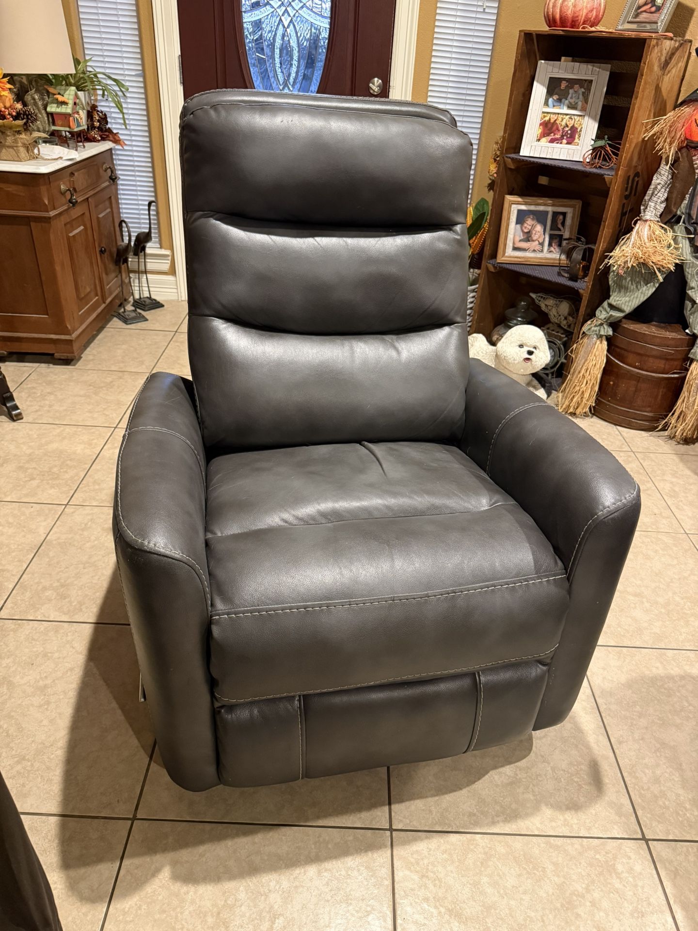 Swivel Rocker Recliner