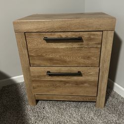 Queen Bedroom Set
