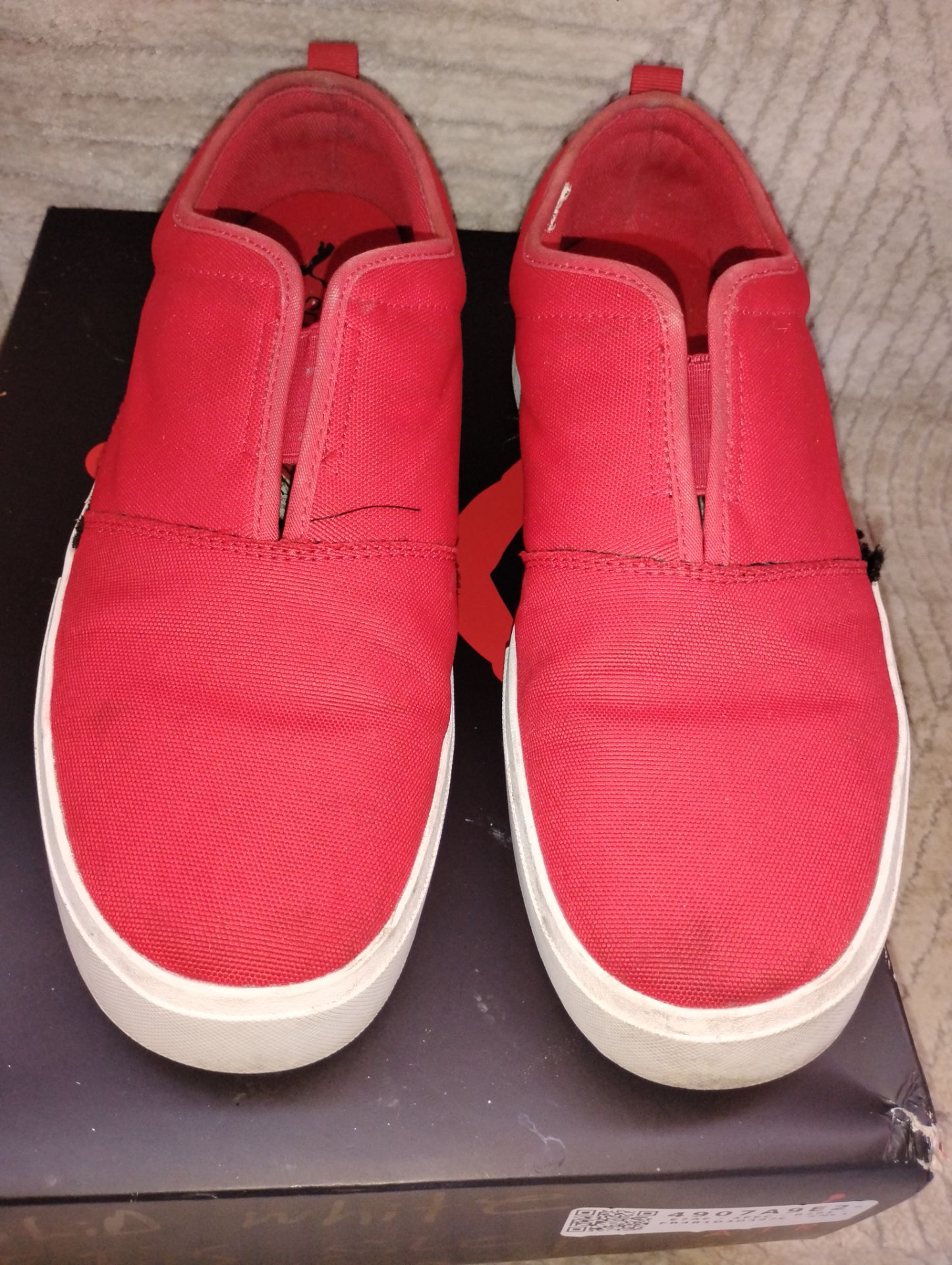These are the puma El Rey to slip-on shoes red and color white sole great shoes