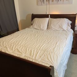 Bedroom Set From Ashley’s Furniture Store 