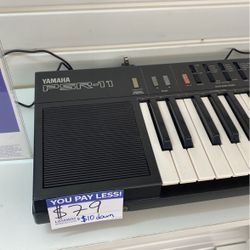 Yamaha PSR-11 keyboard Piano 