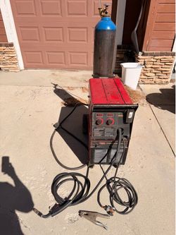Lincoln Power MIG 255 Welder w/ Gas Bottle, Regulator & Accessories – Ready to Weld