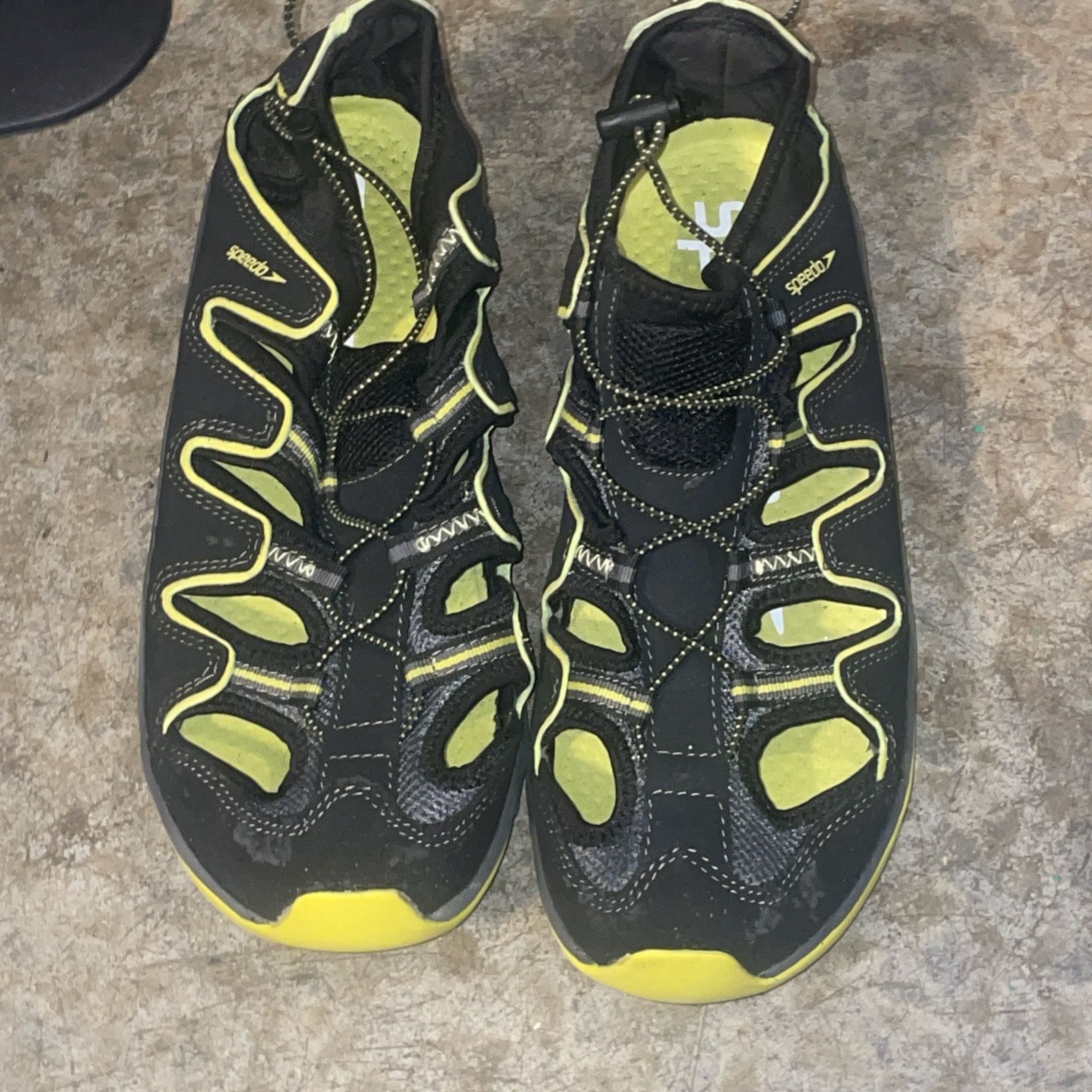 SPEEDO Men's Size 9 Black & Neon Green Rip Water Extreme Great Shoe Water Sports