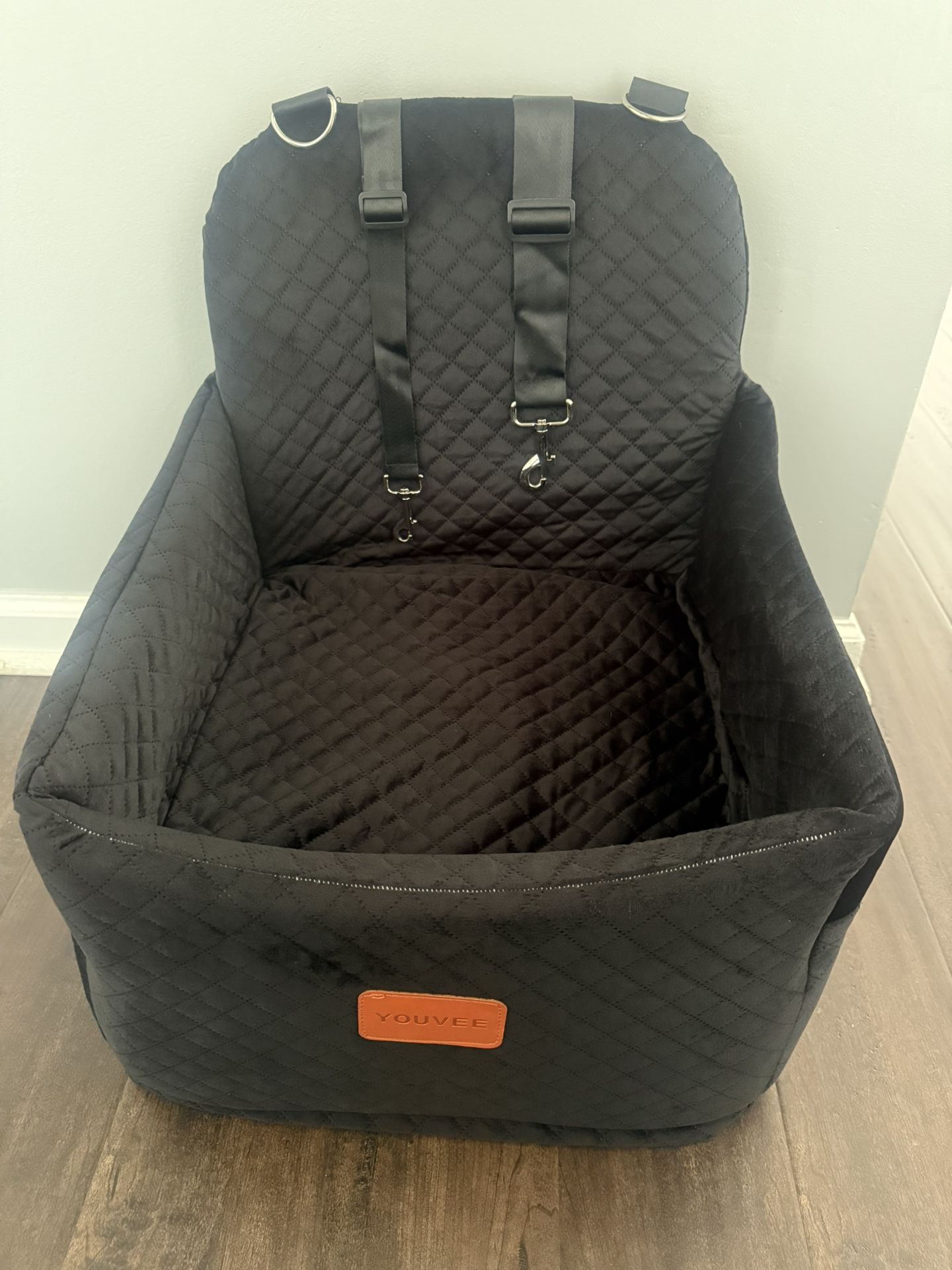 Youvee Dog Booster Car Seat,Interior Height 6 Inches Pet Car Travel Seat