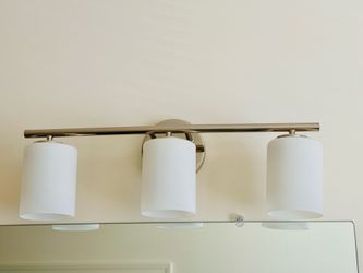 3-Light Chrome Fixture (3 available)