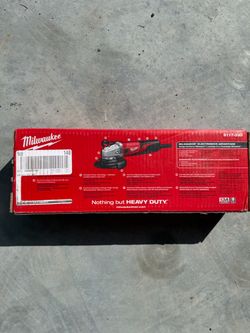 Milwaukee 6117-33D 13 Amp 5" Small Angle Grinder Slide, Lock-On W/Speed Dial
