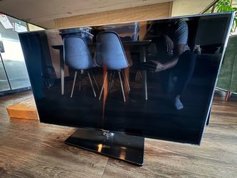 Samsung 46” TV