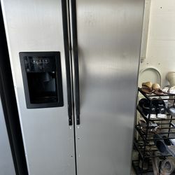 Ge Side-By-Side Refrigerator