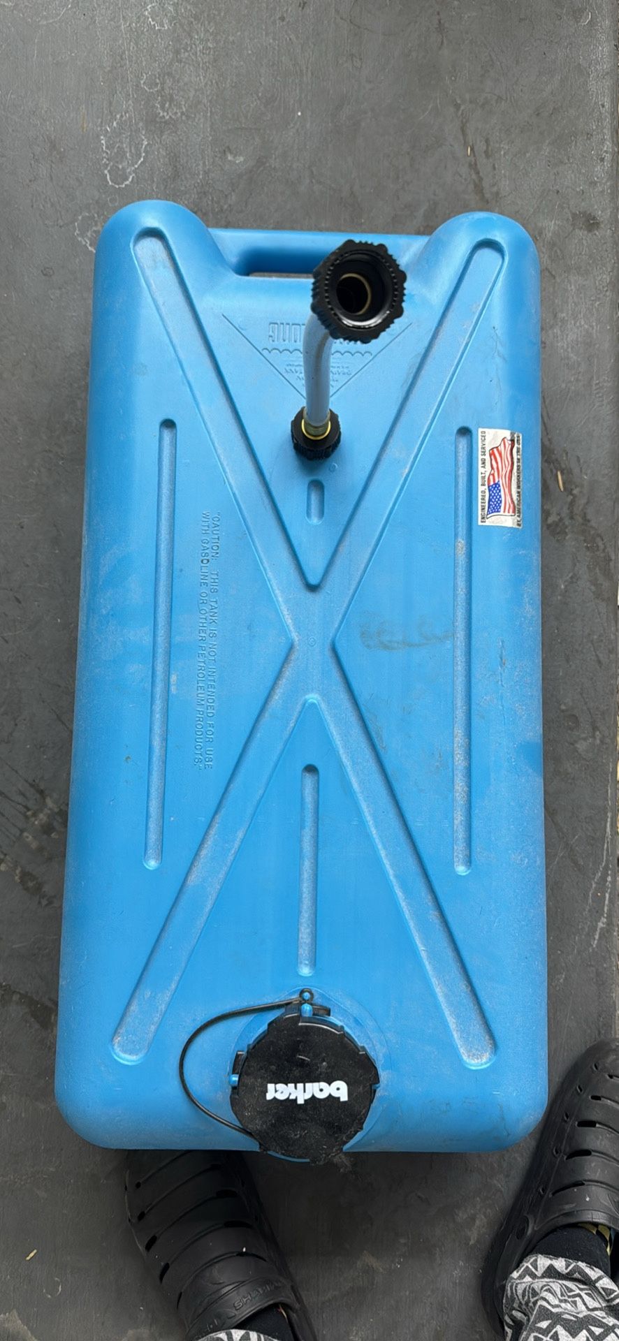 10 Gallon Drain Water Tank