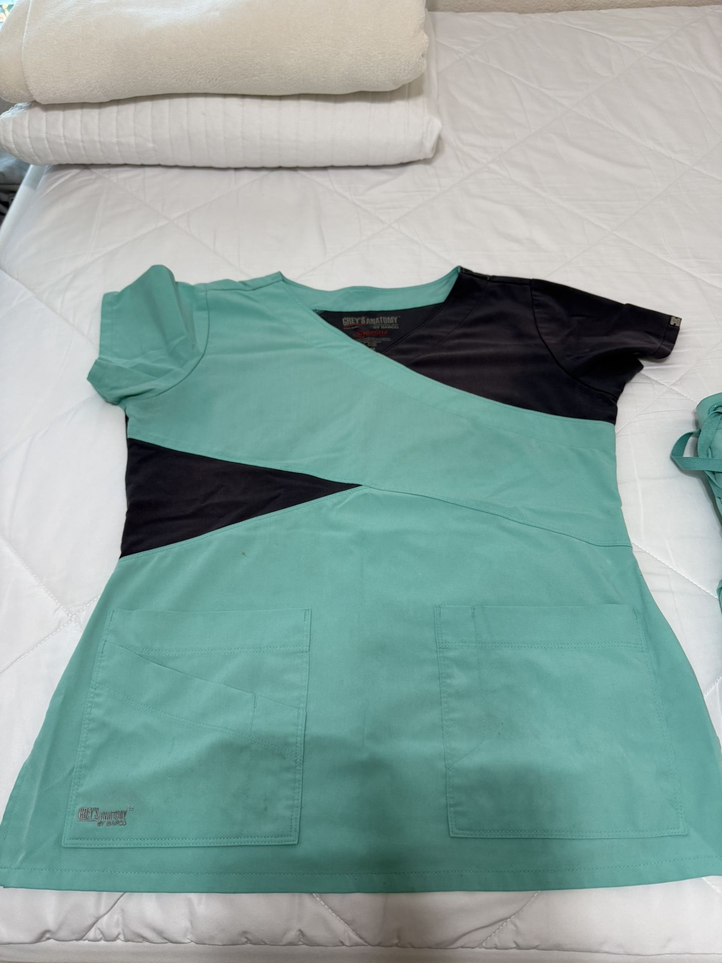 Grey’s Anatomy Scrub Set
