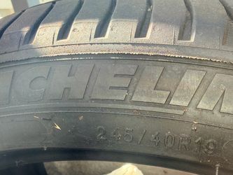 Michelin 245/40R19 Tire