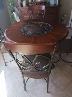 Table and 4 chairs