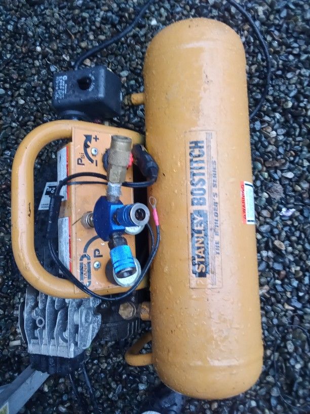 Bostitch Air Compressor for Sale in Maple Valley, WA OfferUp