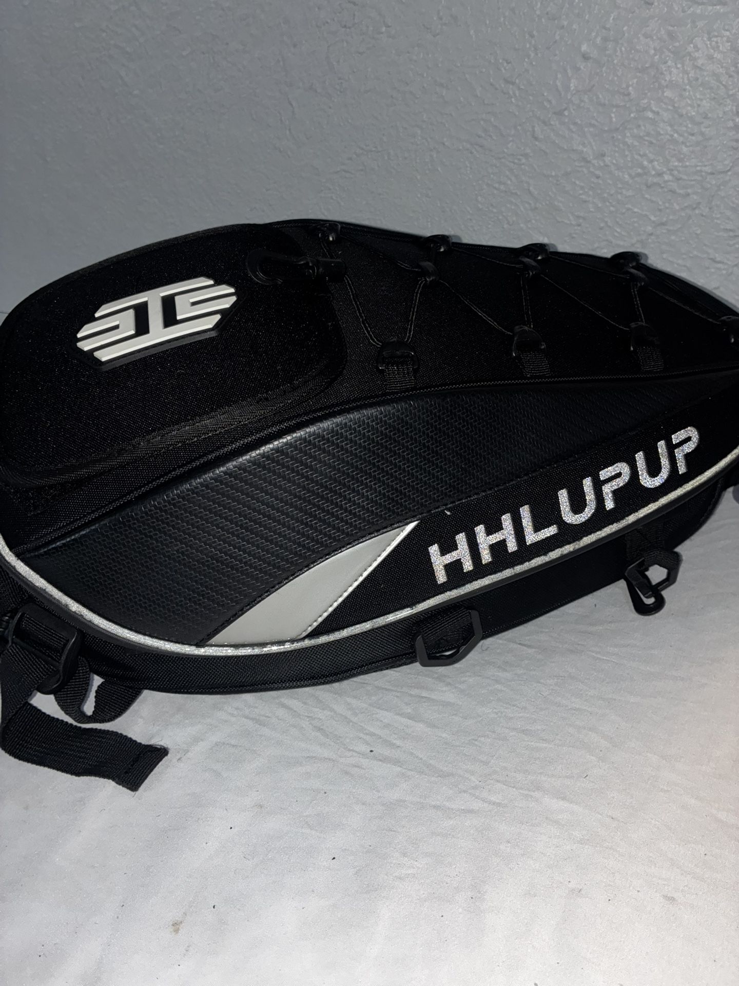 Hhlupup Helmet Bag