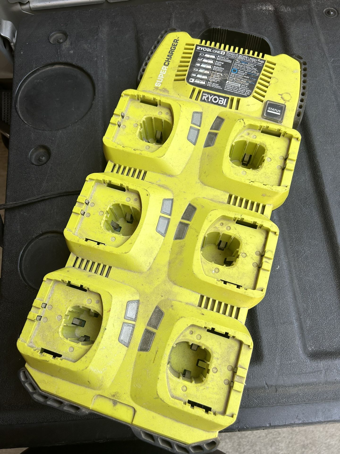 Ryobi 6 Pack Charger
