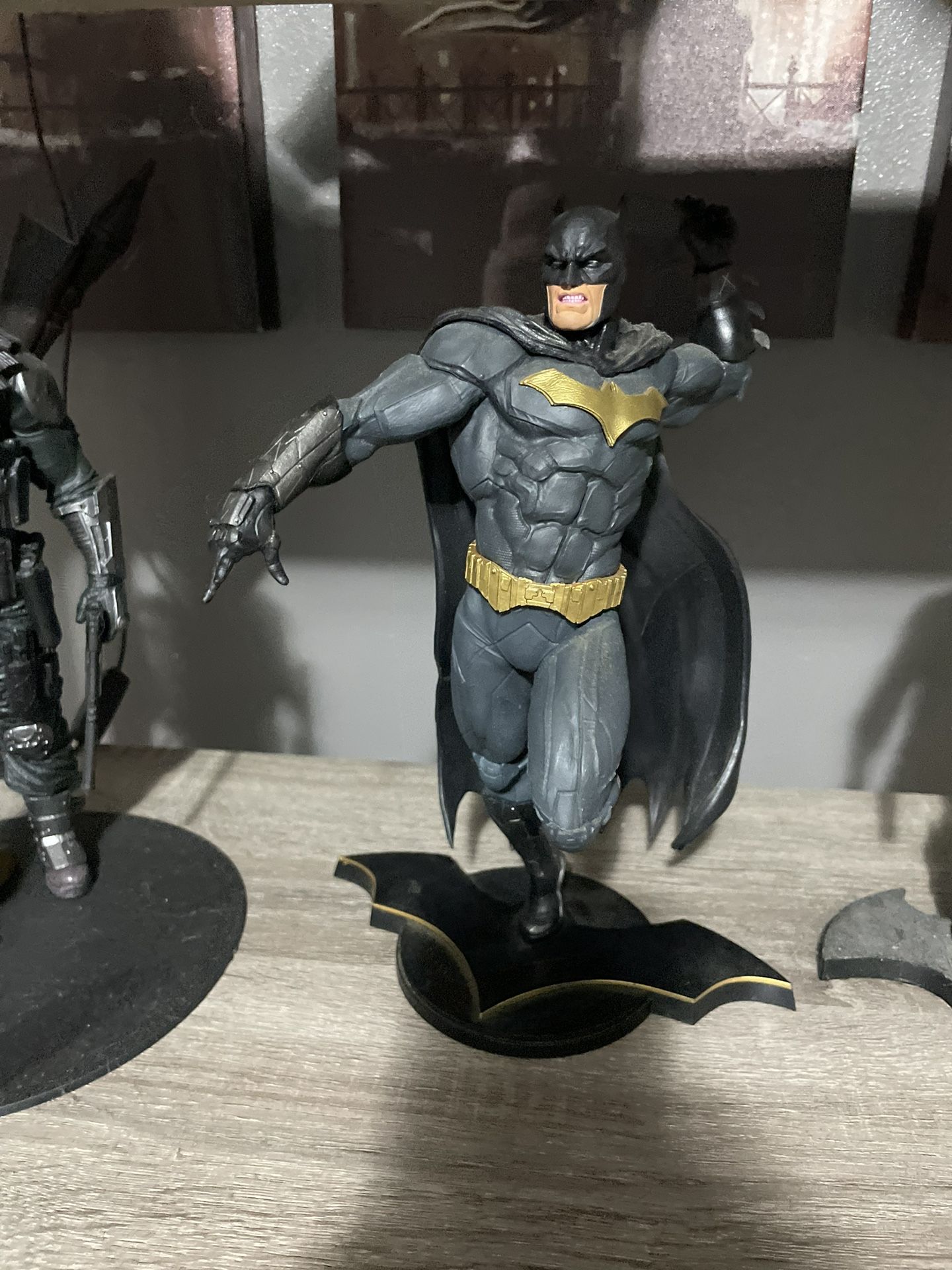 Batman Statue 10” Collectible 