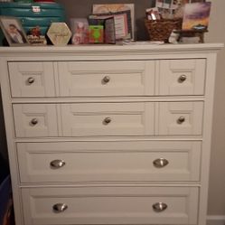 Dresser White 