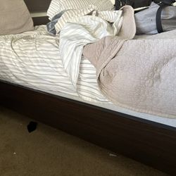 Queens Bed Frame 