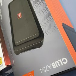 JBL Club 400.4 New 4 Channel Amplifier 