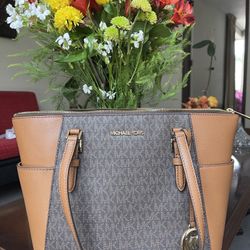 Michael Kors Brand New Leather Purse