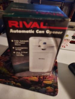 AUTOMATIC CAN OPENER