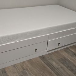 Captains Bed - 2 Drawers - FREE