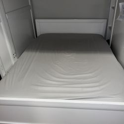 Full Size Bed