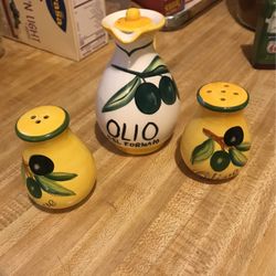 Oil And Salt/pepper Set