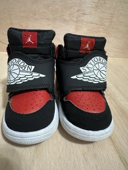5c Nike Sky Jordan “banned” ‼️🔥