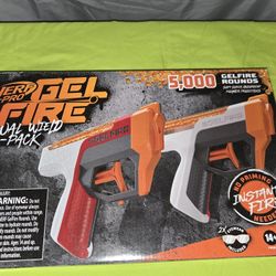 Nerf Pro Gelfire Dual Wield Pack, 2 Blasters, 5000 Gelfire Rounds