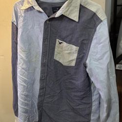 American Eagle Men's Blue and White Shirt