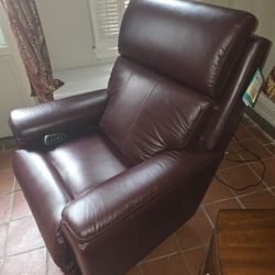 Brand New Lazy Boy Electric Recliner