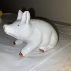 porcelain ceramic pig