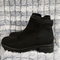 Womens  Unisa  Boots Size 7.5