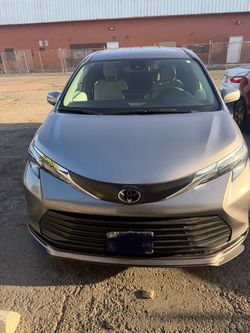 2026 Toyota Sienna le