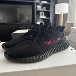 Yeezy 350 V2 Bred