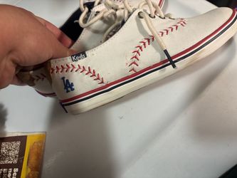 Girls shoes