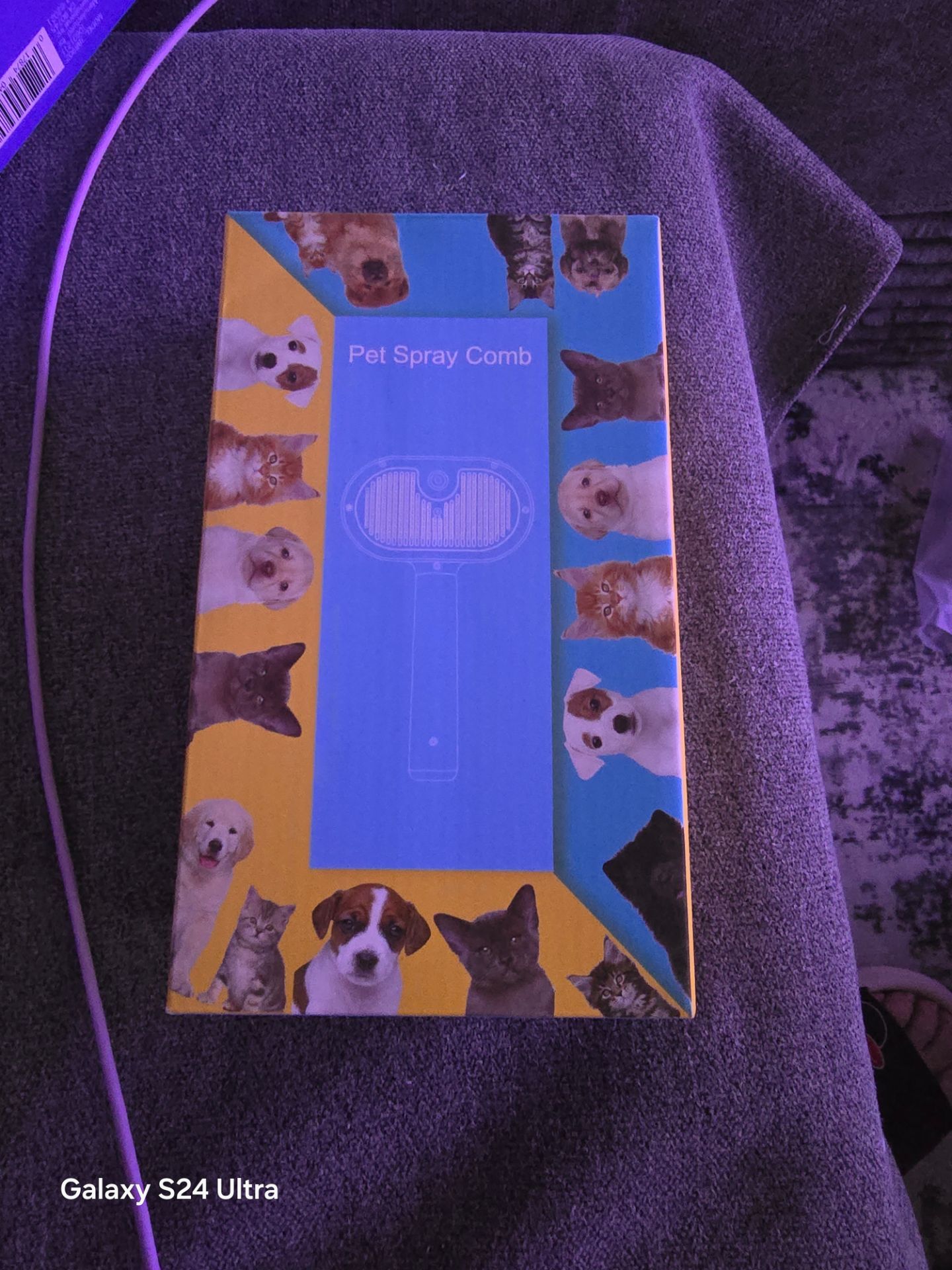 Pet spray comb