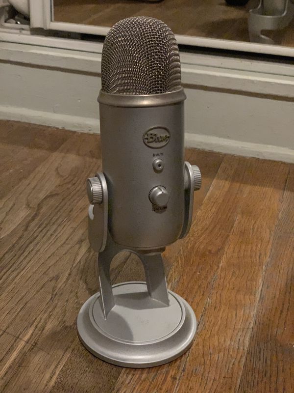 Blue Yeti Microphone for Sale in Los Angeles; CA - OfferUp