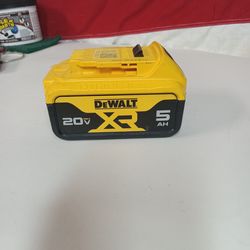 Dewalt XR 20V Max 5AH battery also have Dewalt 12V / 20V Max charger