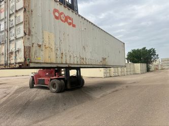 WIND & WATERTIGHT 20’ & 40’ SHIPPING CONTAINERS!