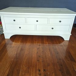 White Solid Wood Coffee Table 