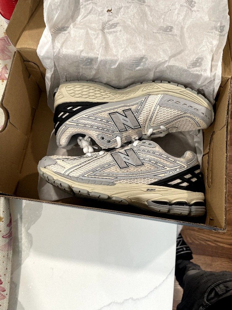 New Balance 1906r Brand New 90$