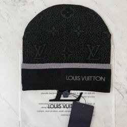 Black Lvv Beanie