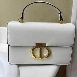 CD purse new adorable 🥰