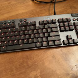 Logitech Keyboard 