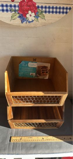 Pioneer, well breezy blossom produce bins