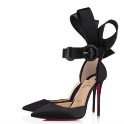 Christian Louboutin Wedge, Size 38 