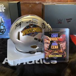 Wrestlemania Mini Helmet And Tops Card