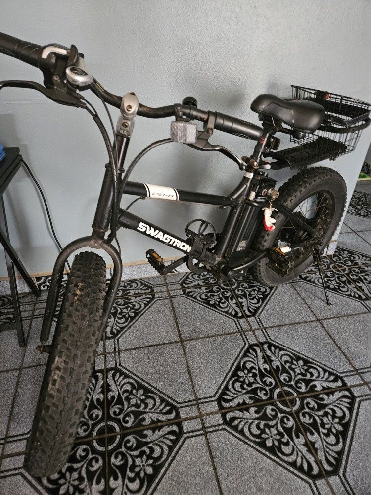 Electronic Bike SWAGTRON Eb6